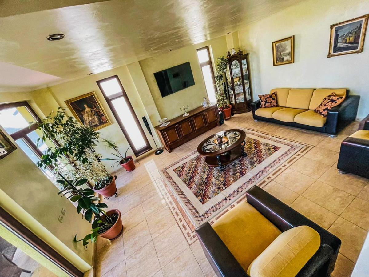 Vila Orange Hotell Năvodari Eksteriør bilde