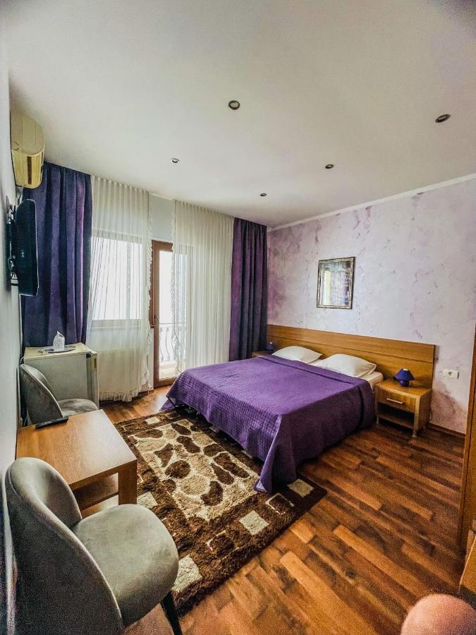 Vila Orange Hotell Năvodari Eksteriør bilde