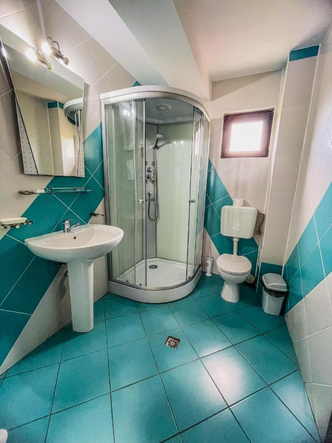 Vila Orange Hotell Năvodari Eksteriør bilde