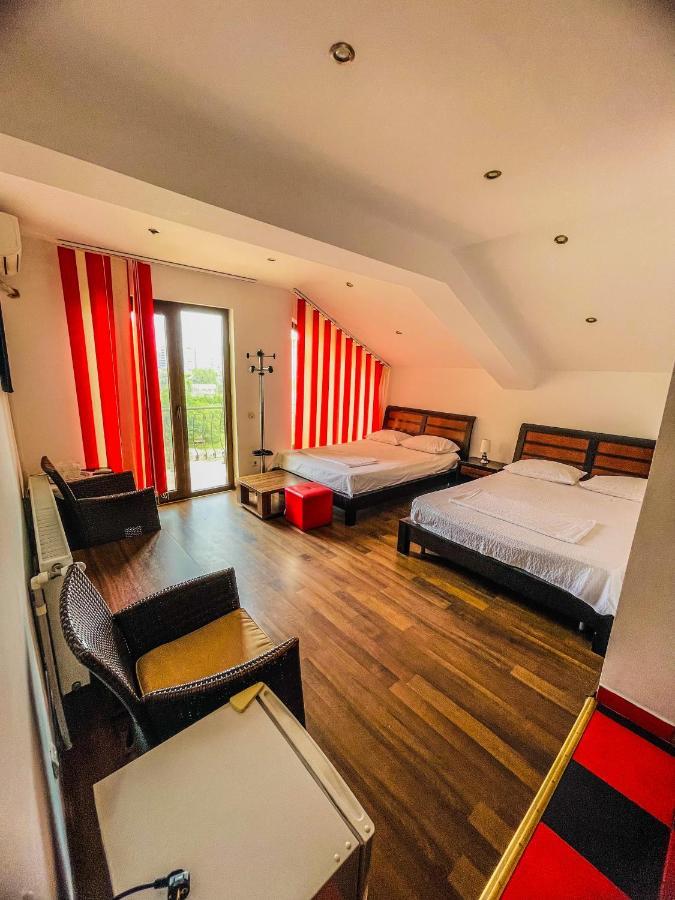 Vila Orange Hotell Năvodari Eksteriør bilde
