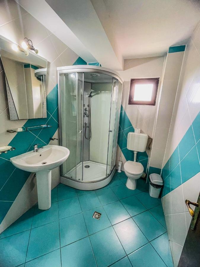 Vila Orange Hotell Năvodari Eksteriør bilde
