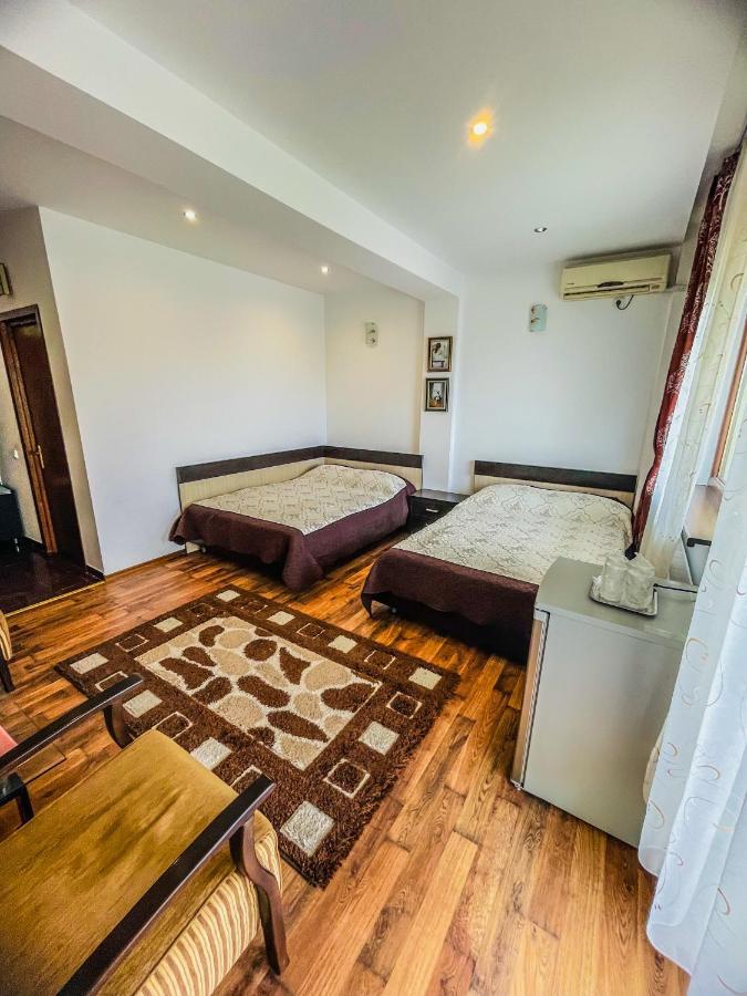 Vila Orange Hotell Năvodari Eksteriør bilde