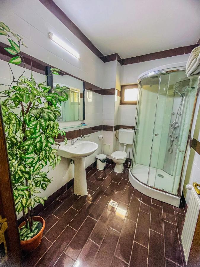 Vila Orange Hotell Năvodari Eksteriør bilde
