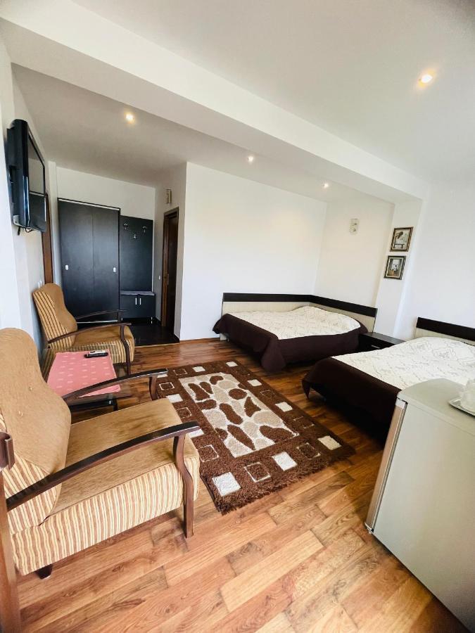Vila Orange Hotell Năvodari Eksteriør bilde